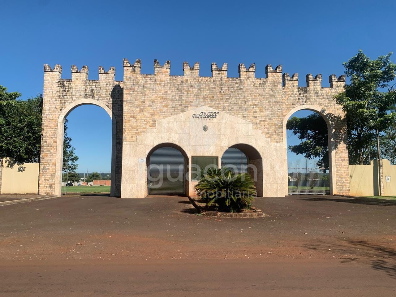 Terreno de 400,78m no Condomínio Villa Vicenza próximo a Avenida Maria Bubiak — foto 2