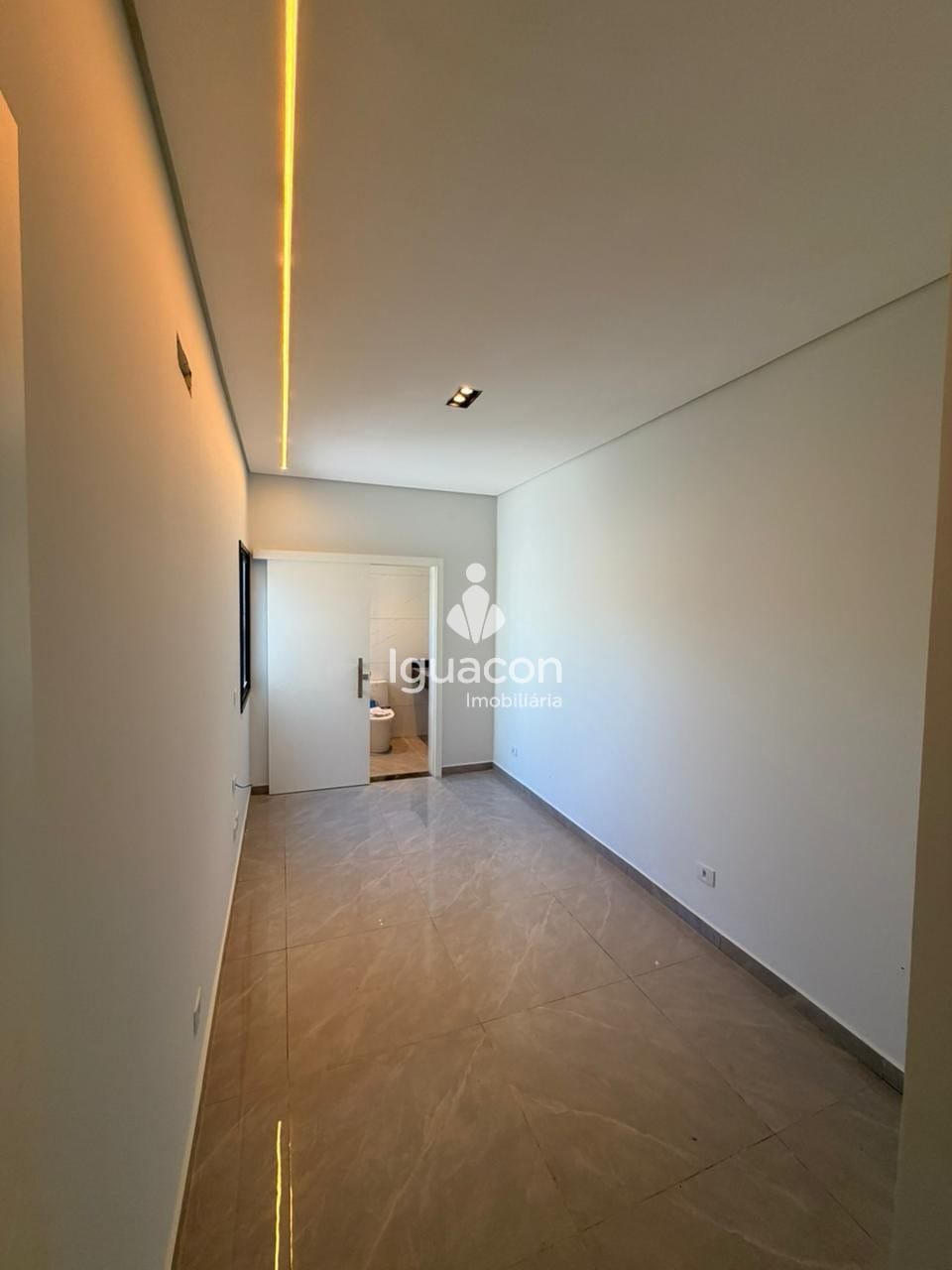 Casa 1 dormitórios em Jardim das Oliveiras, Foz do Iguaçu, foto 2