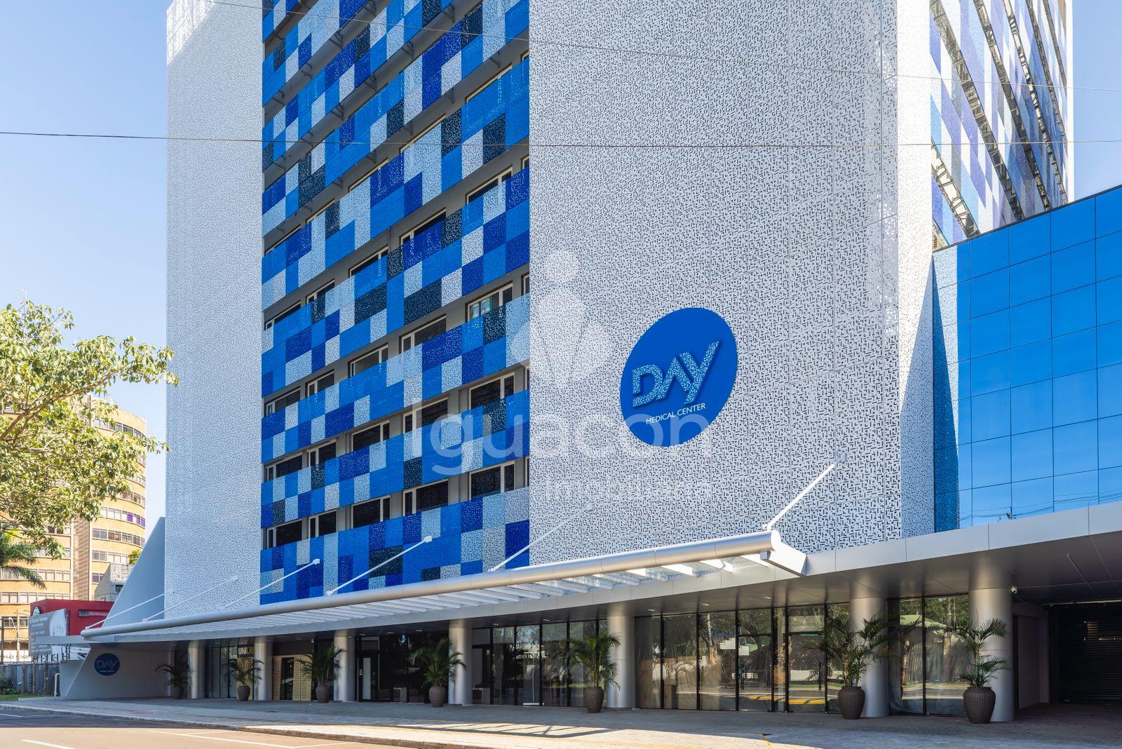 Consultórios de 41m² a 62m² no Day Medical Center no Centro — Centro · Foz do Iguacu