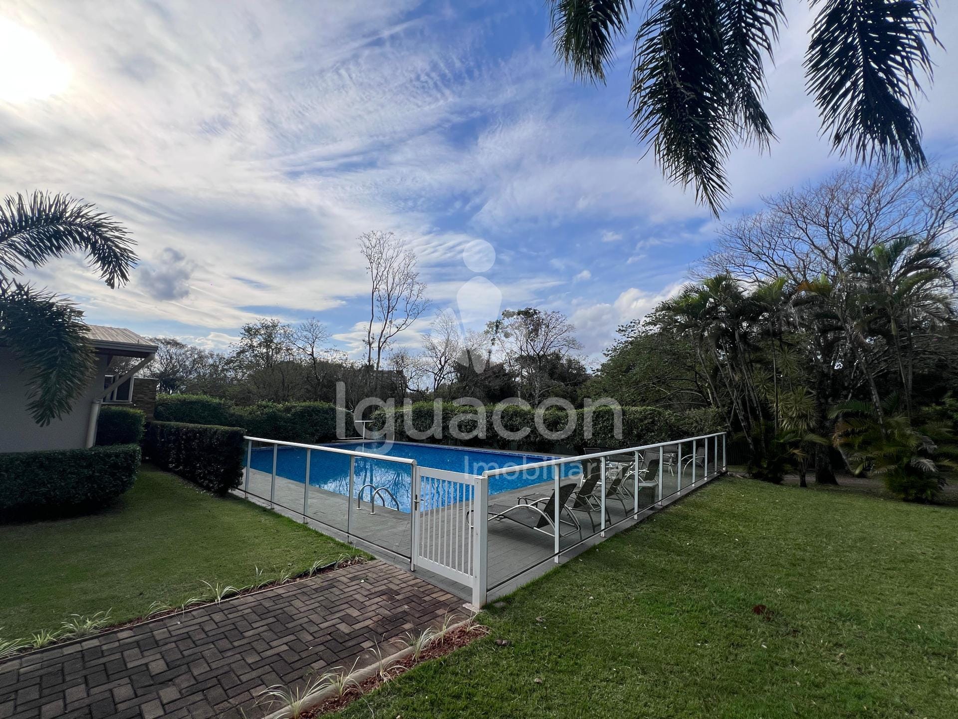 Casa Alto Padrão com 03 Suíte no Condomínio Solar Crisálidas — foto 44
