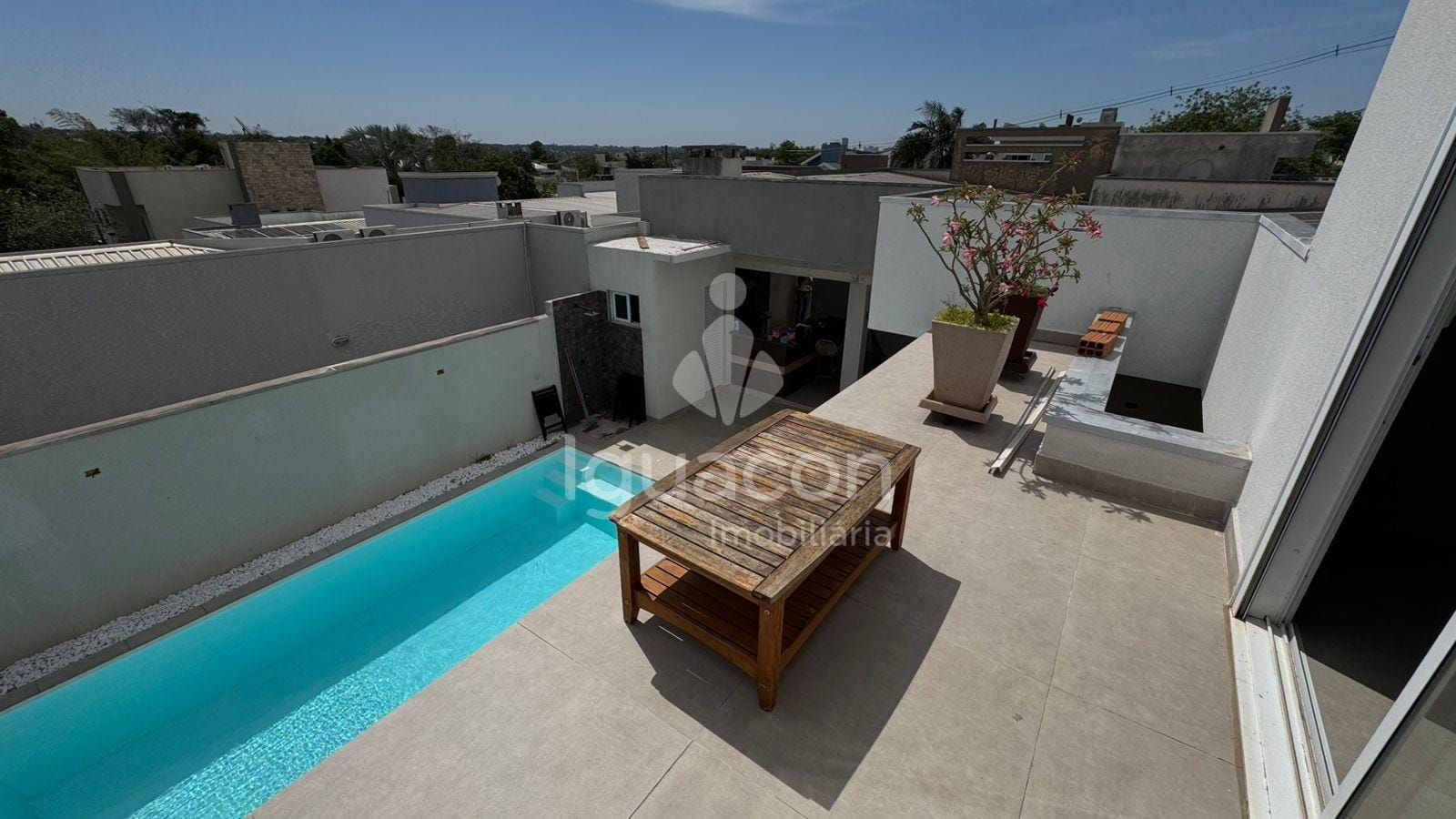 Casa com 03 Dormitorios sendo 01 Suite á venda no Condominio Dom Olivio — foto 2